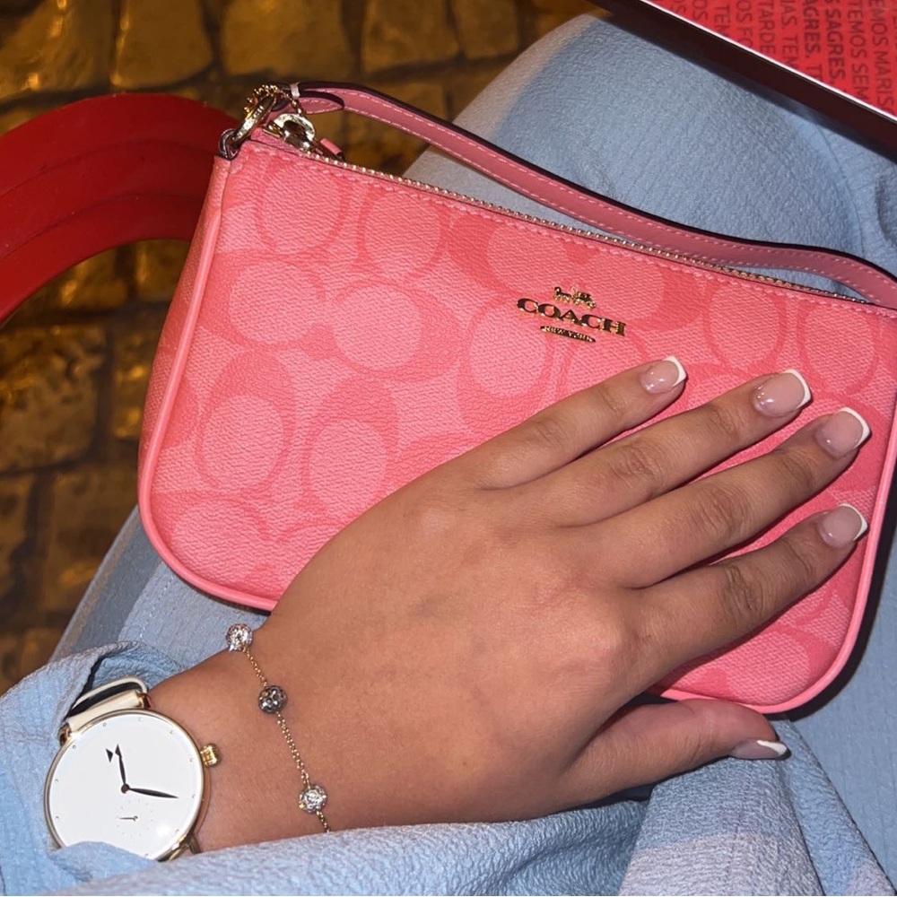 Coach Nolita 19 in Pink